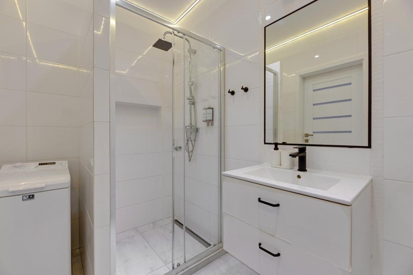 Apartment Nowa Motlawa Spa, Pool, Gym & Parking By Downtown Gdansk