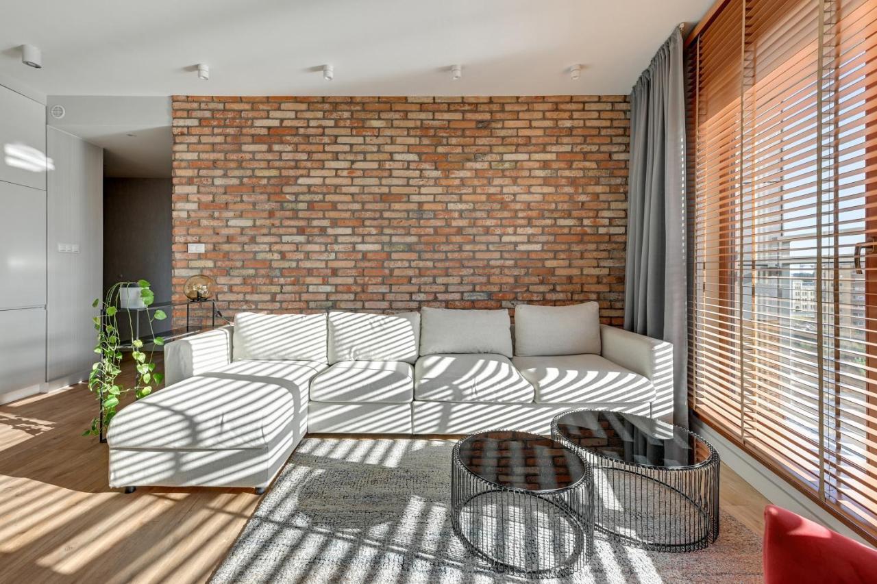 Nowa Motlawa Spa, Pool, Gym & Parking By Downtown Apartmán